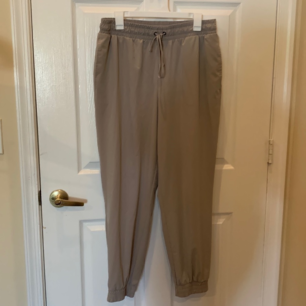 Simply Vera Wang Joggers